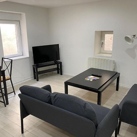 Appartement 2Eme Etage 42M2 Hyper Centre Ville / Parking Gratuit Riom Exteriér fotografie
