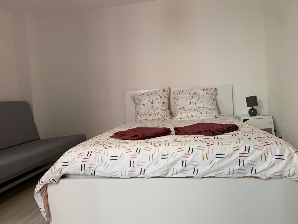 Appartement 2Eme Etage 42M2 Hyper Centre Ville / Parking Gratuit Riom Exteriér fotografie