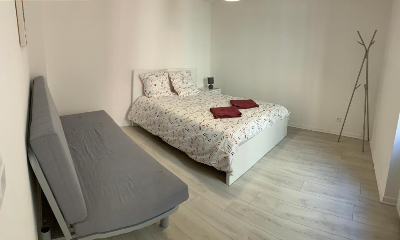Appartement 2Eme Etage 42M2 Hyper Centre Ville / Parking Gratuit Riom Exteriér fotografie