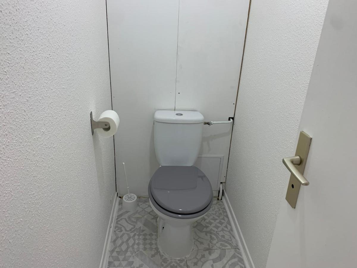 Appartement 2Eme Etage 42M2 Hyper Centre Ville / Parking Gratuit Riom Exteriér fotografie